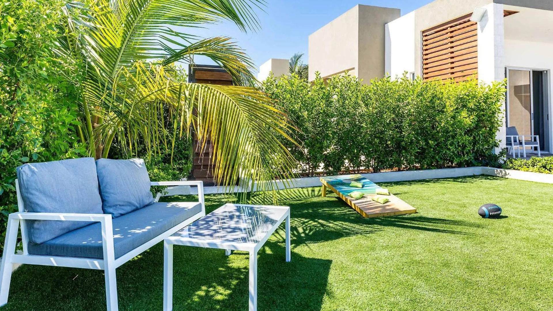 Romantic Escape, Walk To Beach, Pool, Hammock Long Bay